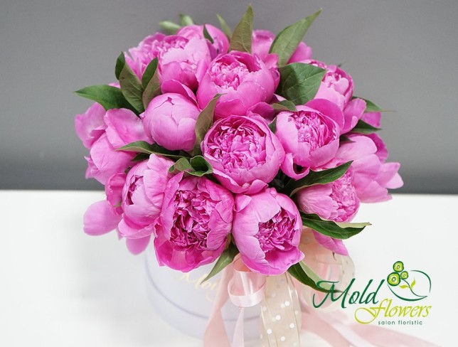 Box with pink peonies photo